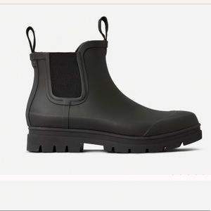 Everlane Chelsea rainboot